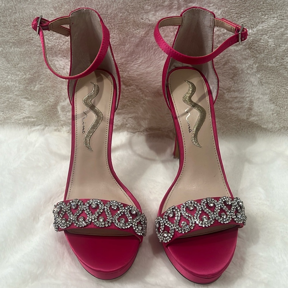 💖 NINA pink satin high heel sandals 💖